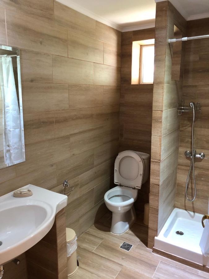 ליקסורי Petros Rooms & Apartments מראה חיצוני תמונה
