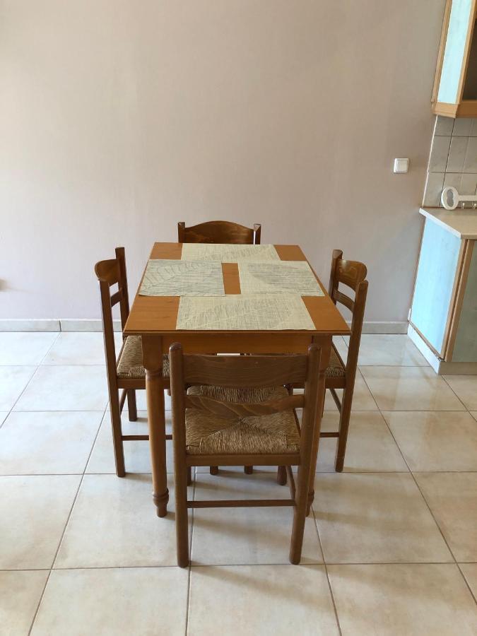 ליקסורי Petros Rooms & Apartments מראה חיצוני תמונה