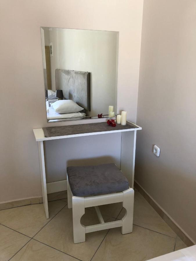 ליקסורי Petros Rooms & Apartments מראה חיצוני תמונה
