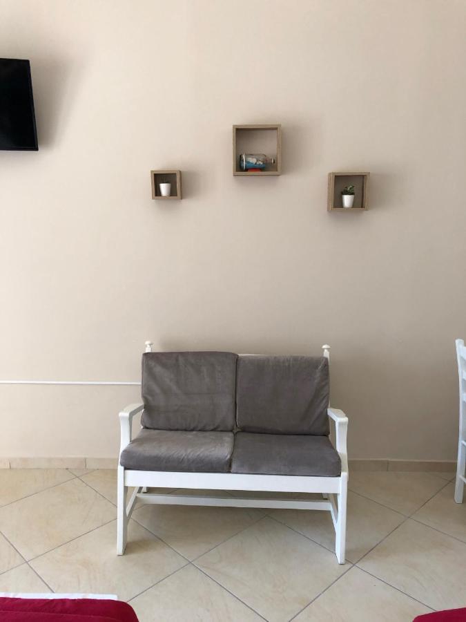 ליקסורי Petros Rooms & Apartments מראה חיצוני תמונה